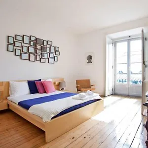  Apartment Spacious Sunny Flat- Baixa / Rossio